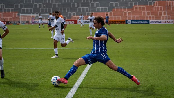 ¿Cómo seleccionar el calzado adecuado para un look smart casual?